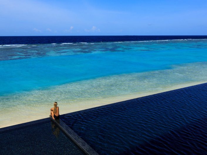 Kuramathi Island Resort Malediven - Endloses Meer hinter dem Riff