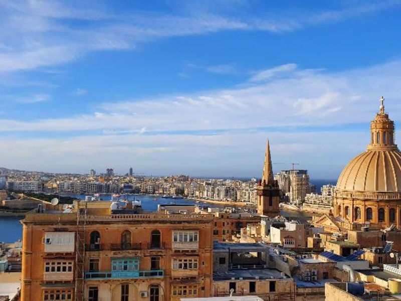 The Embassy Valletta Malta - Über den Dächern von Valletta am Morgen