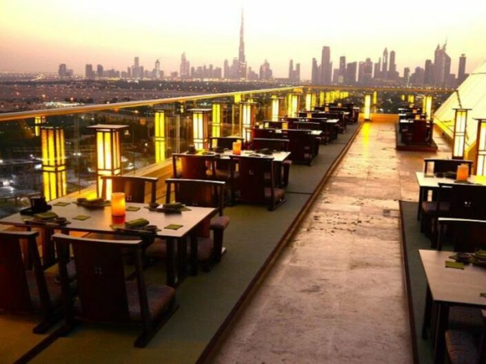 Luxushotel Raffles Dubai - Zum Dinner im Dachrestaurant