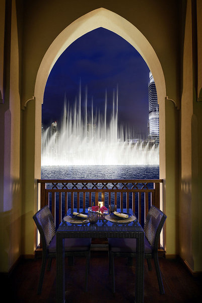 Zentrales Hotel Dubai - Dinner by Night for two