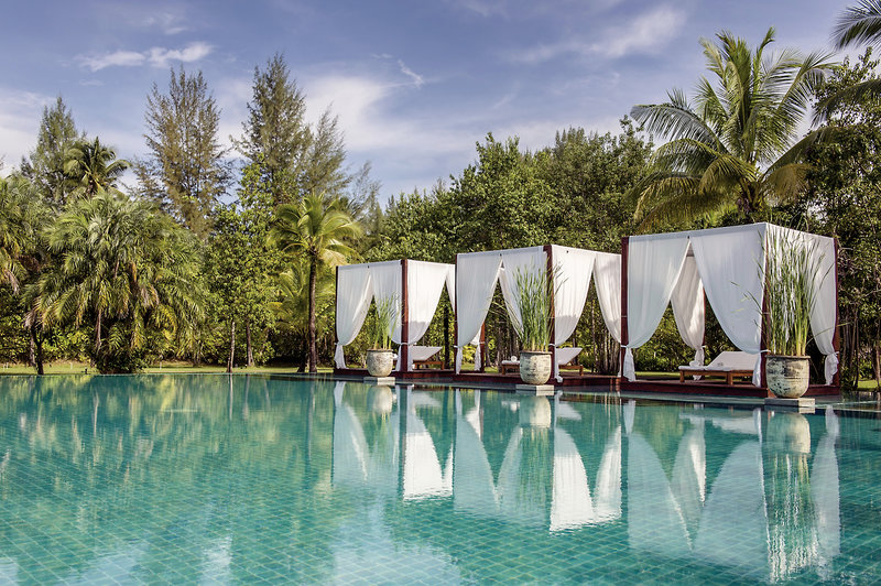 The Sarojin Thailand - Double Relax Betten am Pool