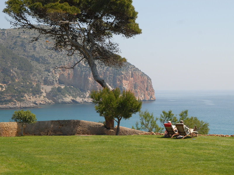 Can Simoneta Mallorca - Einfach nur im Garten sitzen und den grandiosen Ausblick geniessen