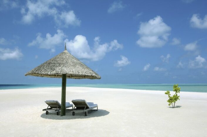COMO Cocoa Island Luxusresort - Zeit für zwei am Strand