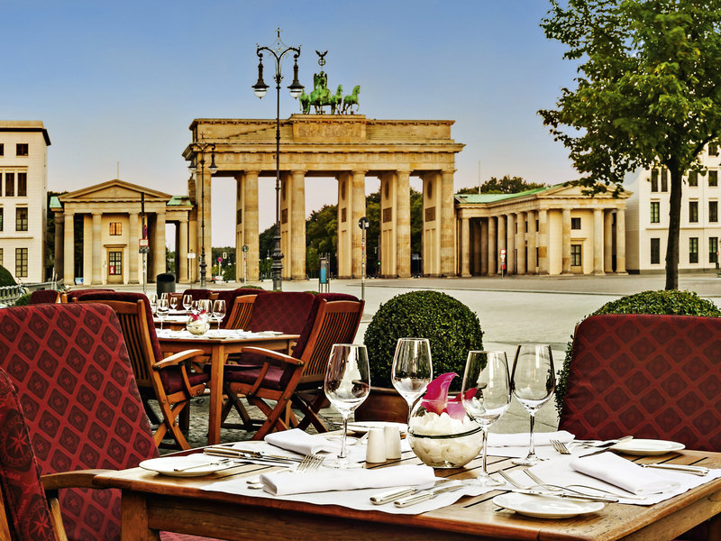 Das Adlon Kempinski Berlin - Im Strassen Restaurant