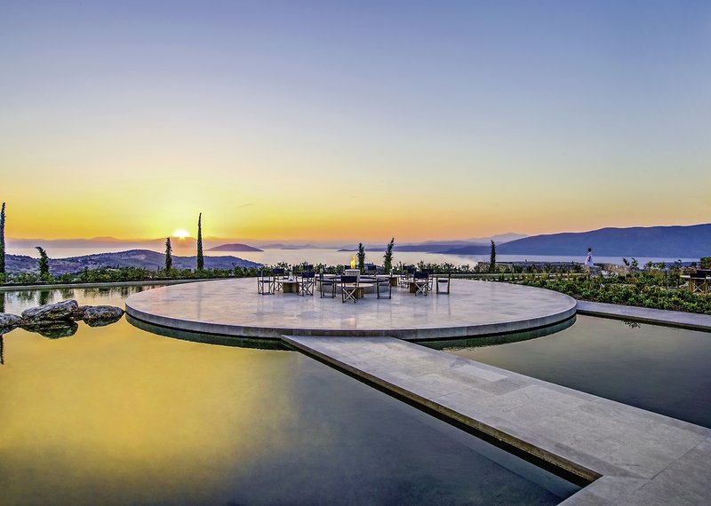 Hotel Amanzoe Peloponnes - Sonnenuntergang über Griechenland