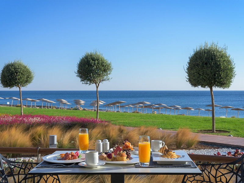 Elysium Resort Spa Rhodos - Frühstück mit Meeresblick