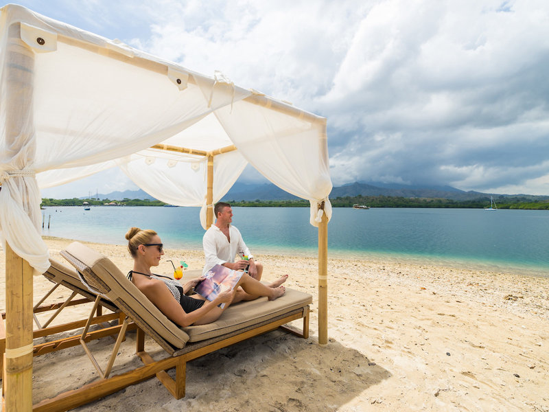 Menjangan Dynasty Resort Bali - Place to Relax am Strand