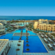 Steigenberger Resort Alaya Ägypten - Blick über die Anlage, die Pools über den Strand bis zum Meer