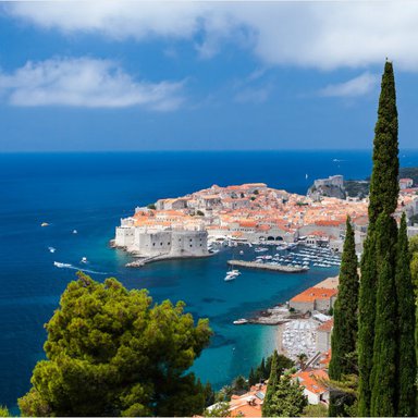Auf in die neue Saison 2022 mit der Hapag-Lloyd Cruises Flotte - An Kroatiens Küsten den Frühling begrüßen
