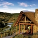 Kwandwe Great Fish River Lodge Südafrika - Wunderbarer Blick auf die Lodge