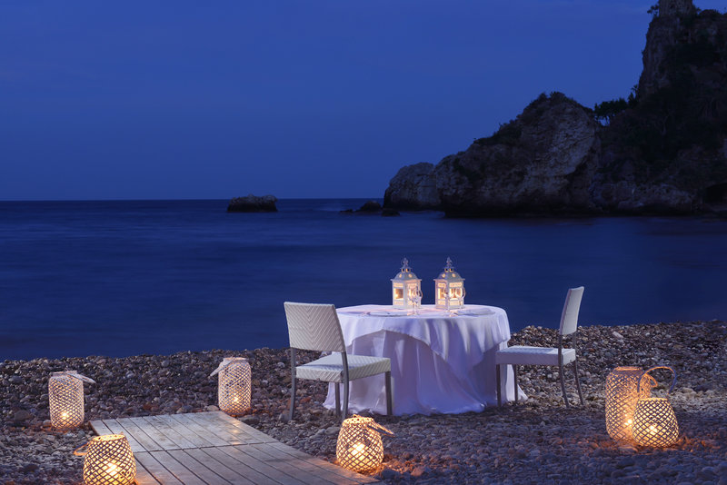 La Plage Resort Sizilien - Dinner for Two am Strand