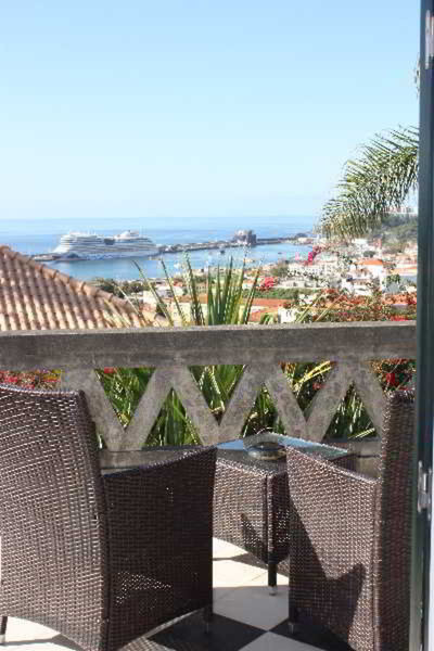 ARTS IN Hotel Funchal - Auf dem eigenen Balkon mit Blick auf den Atlantik