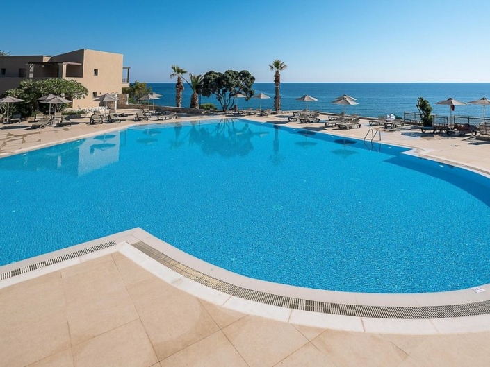 Nana Golden Beach Kreta - Ein Herz für Pools