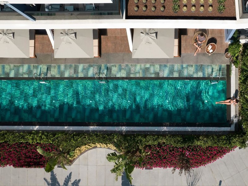 Liu Resorts Side - Die Swim Up Pools von oben