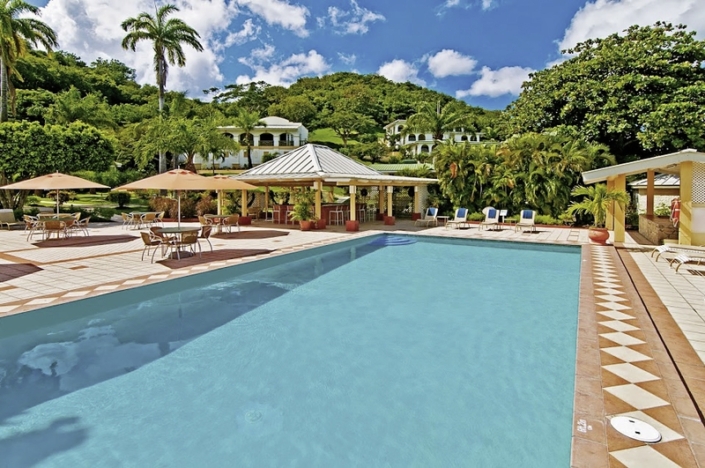 Pool Entspannung in der karibischen Sonne