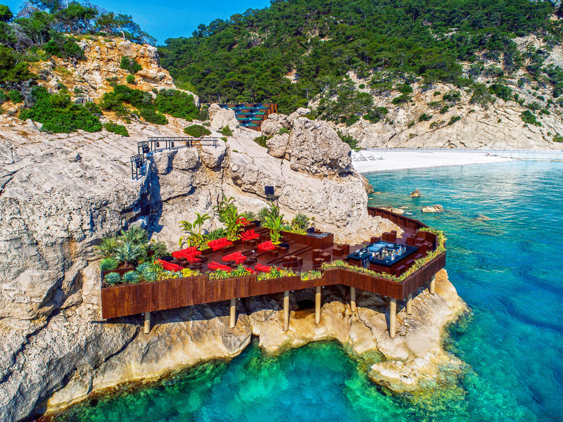 Maxx Royal Kemer Resort Türkei - Blick auf den Relaxbereich an der Steilküste