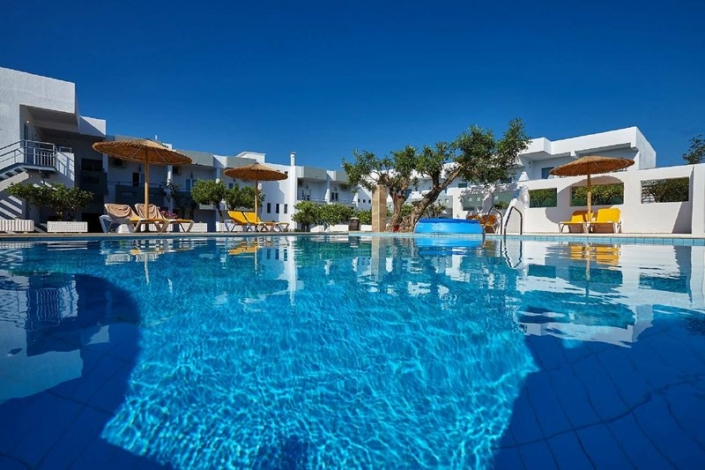 Vasia Ormos Erwachsenenhotel Kreta - Am Pool