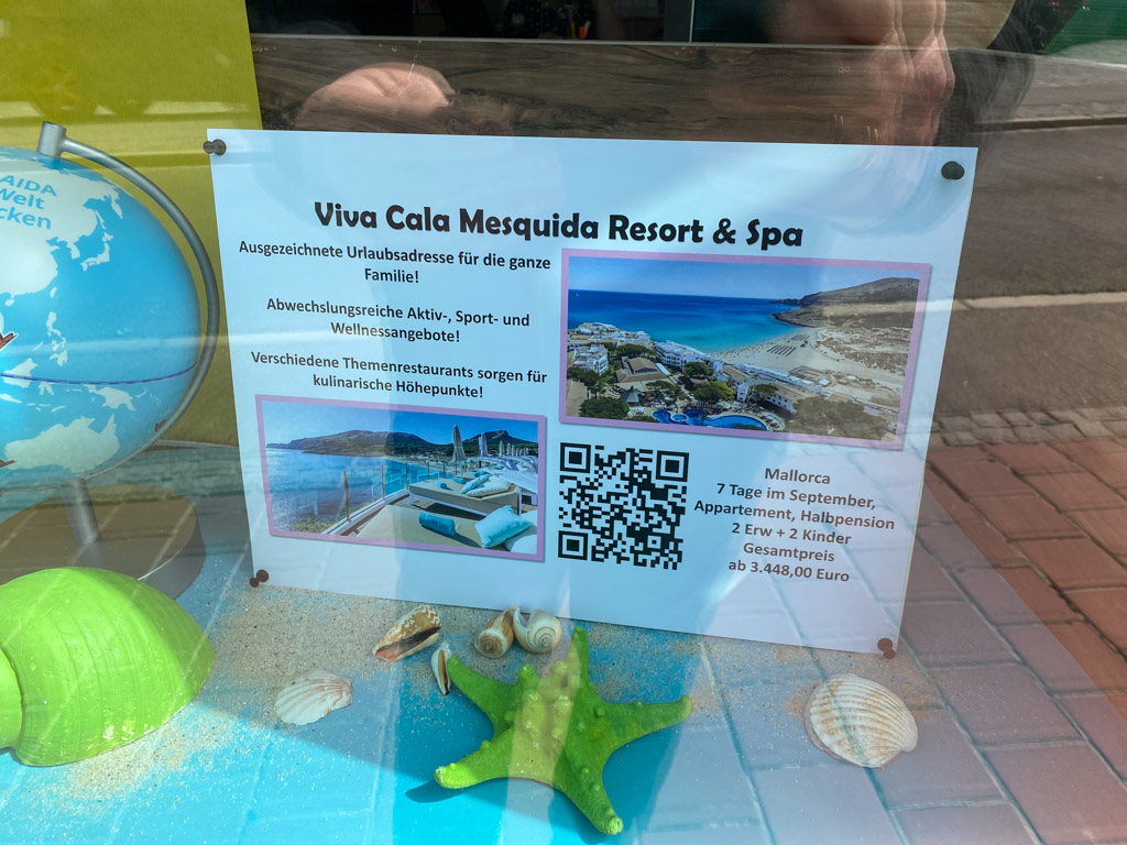 Neue Deko Mai 2022 - Unser zweites Schaufenster - Angebot Viva Cala Mesquida Resort & Spa