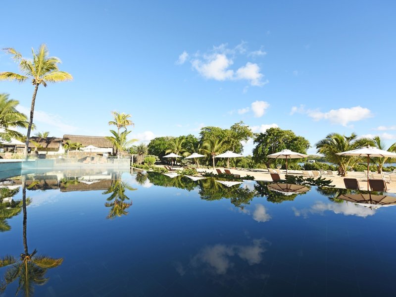 Radisson Blu Azuri Mauritius - Pool Feeling auf Mauritius