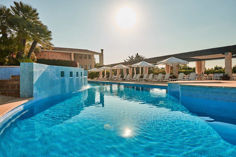 Pula Suites Boutique Resort Mallorca - Am Nachmittag am Pool