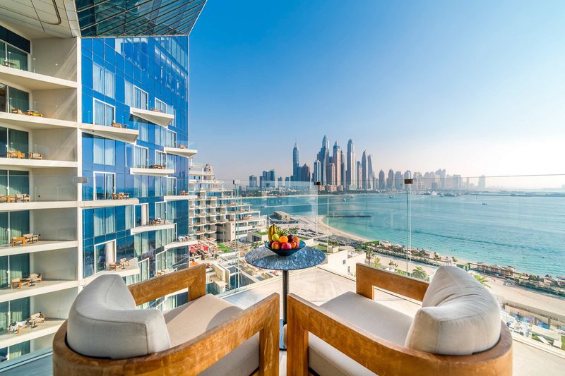 FIVE Palm Jumeirah Dubai - Auf dem eigenen Balkon