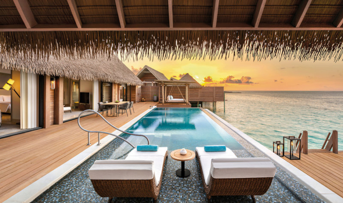 Waldorf Astoria Maldives Ithaafushi - Am privaten Pool in einer der tollen Wasservillen