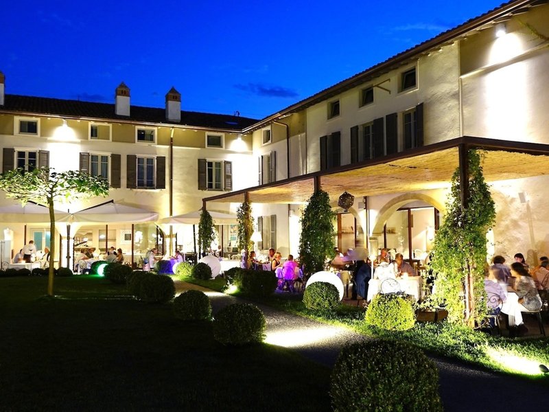 Splendido Bay Luxury Spa Resort - Beim Dinner auf der Terrasse