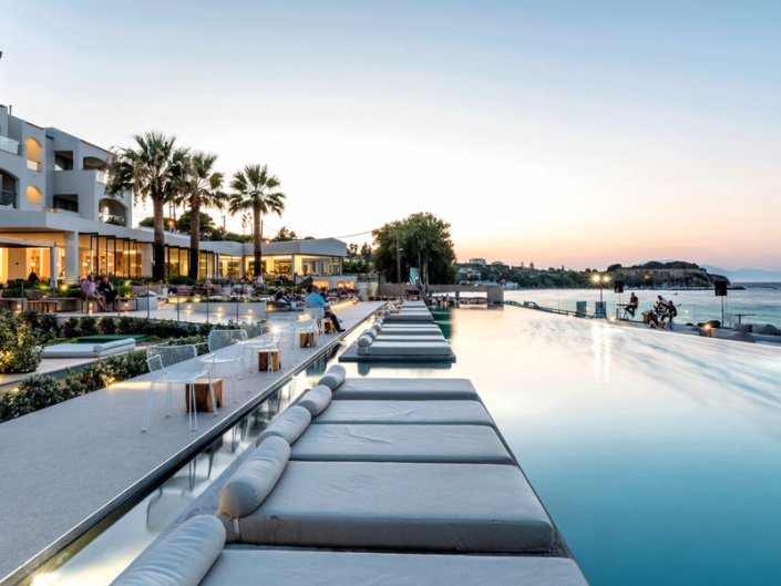 TUI BLUE Caravel Resort & Spa - Abends am Pool