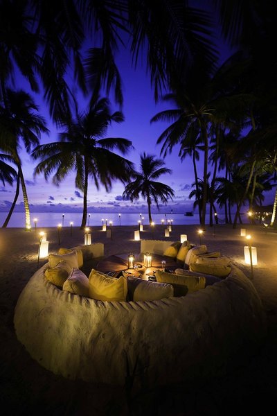 Gili Lankanfushi Maldives - Dinner am Strand