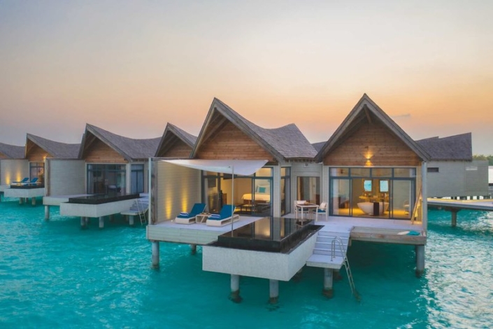 Mövenpick Resort Kuredhivaru Maldives - Wunderbare Wasservillen