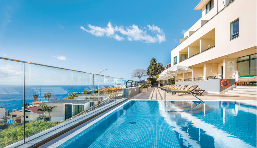 Vorfreude beginnt mit FTI - Madeira Panoramico Hotel - Am Pool