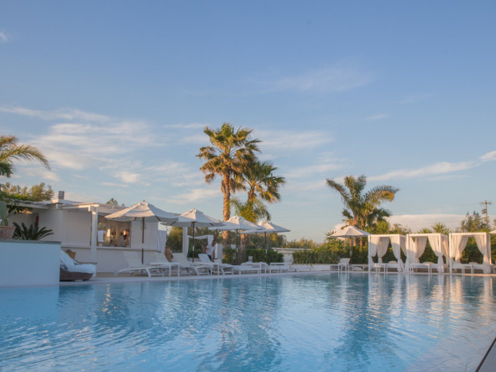 Tenuta Centoporte Resort Hotel - Am Pool in Apulien entspannen