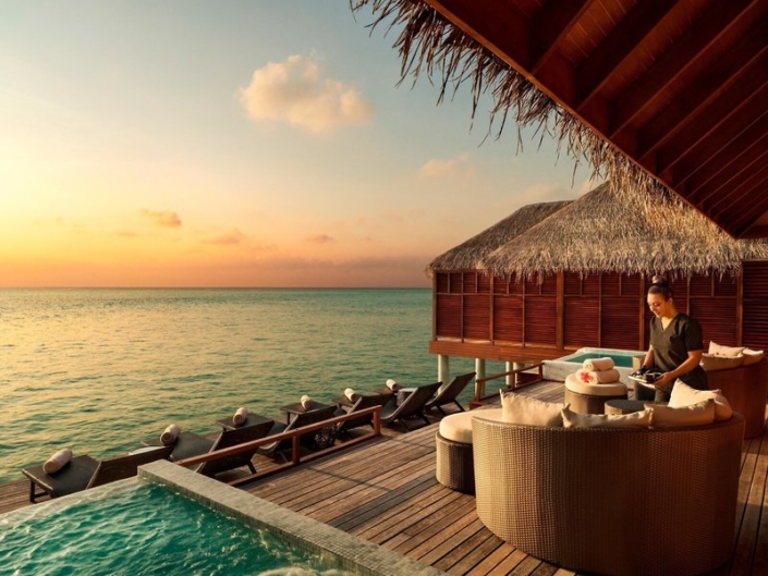 Anantara Dhigu Maldives Resort - Sonnenuntergang über dem Ozean