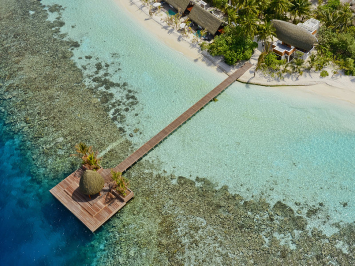 Kandolhu Maldives - Der Anleger vor dem Riff