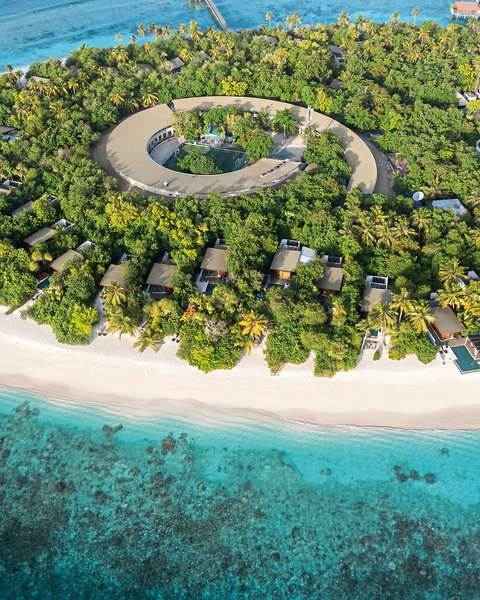 Park Hyatt Maldives Hadahaa - Blick übers Resort