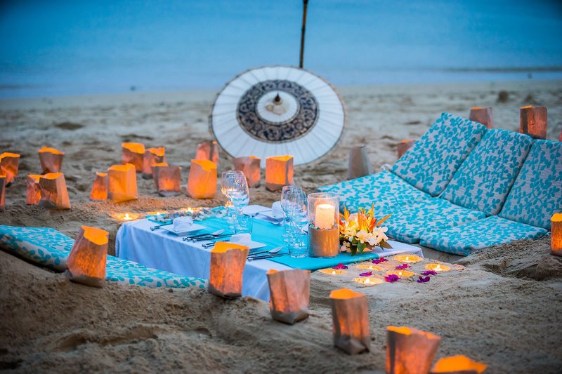 Dinnertime, romantisch am Strand