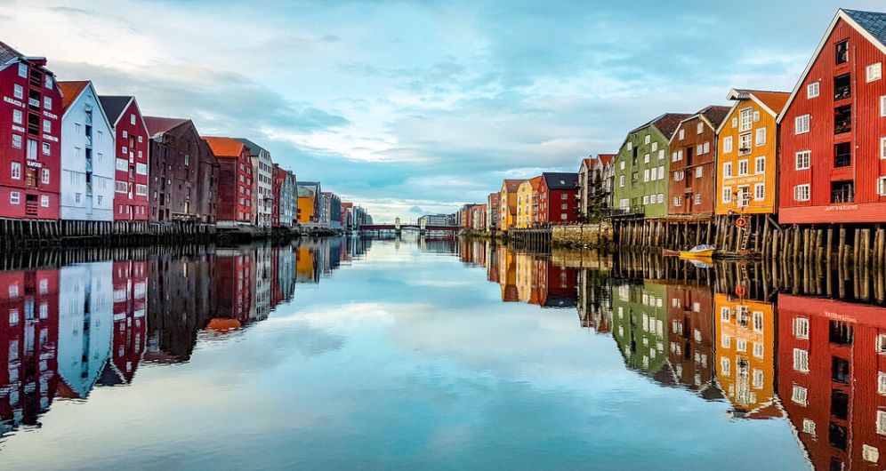 Wohlfühlsommer 2023 mit MeinSchiff - Auf den schönsten Routen durch Norwegen - Im Hafen