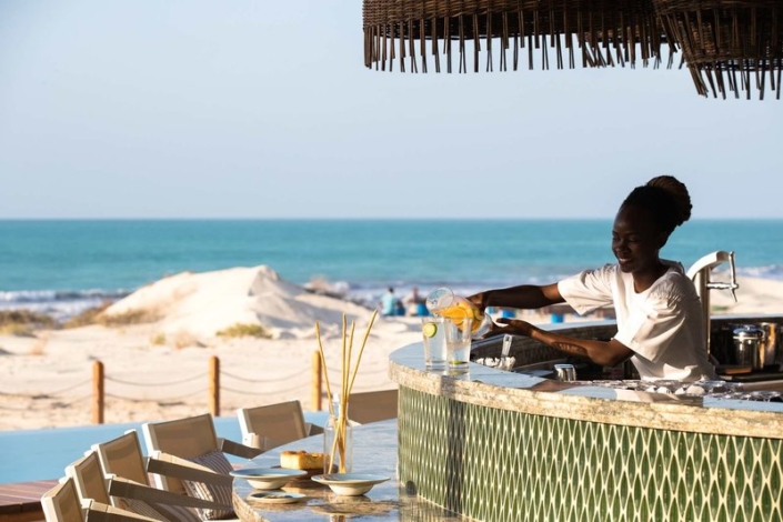 Jumeirah at Saadiyat Island Resort - An der Strandbar