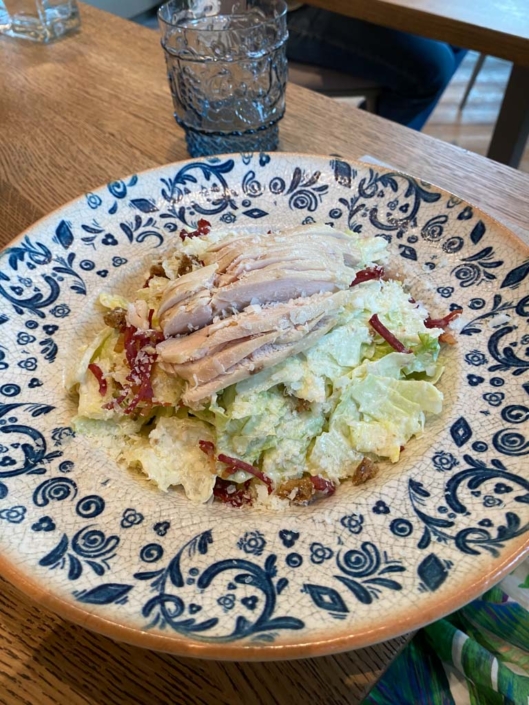 Dos Reis By The Beautique Hotels - Caesars Salad um Aufwärmen